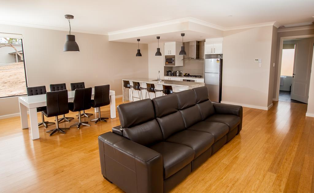 Neagles Retreat Villas Клэр Экстерьер фото